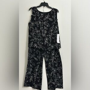 Josephine Chaus Floral Black and White Women's two piece outfit